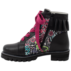 QUADSis Brooke Boot Graffiti