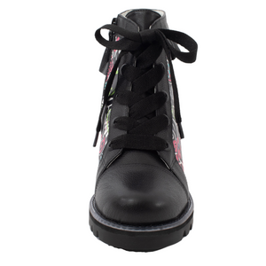QUADSis Brooke Boot Graffiti